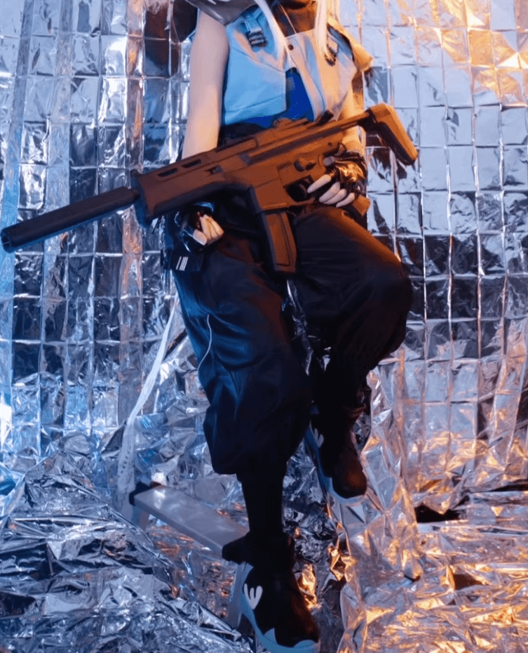 Valorant Spectre Replica l Default Spectre SMG Prop l Gaming Collectible & Cosplay Accessory - The Night Market