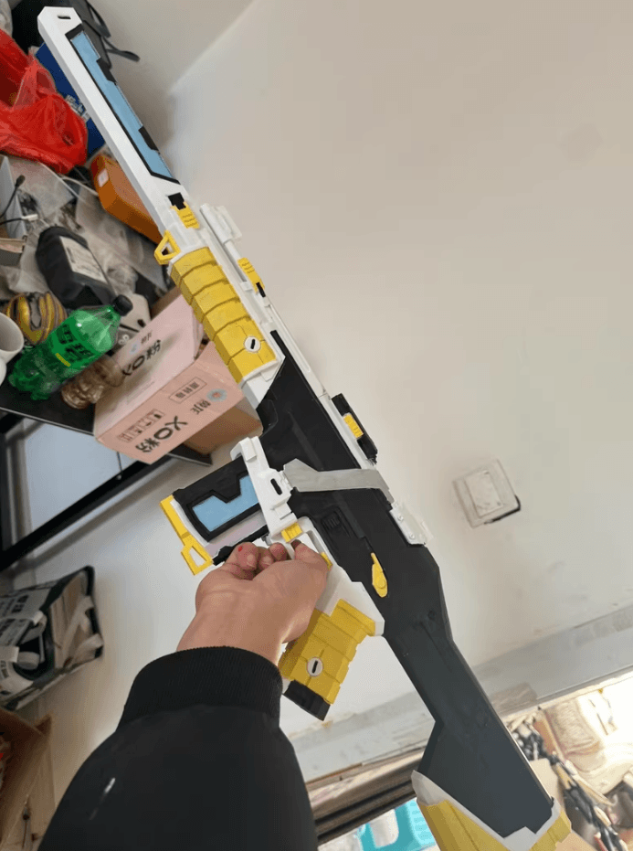 RDV Phantom IRL l Valorant Phantom Skin Replica l High-Quality Cosplay & Collectible - The Night Market