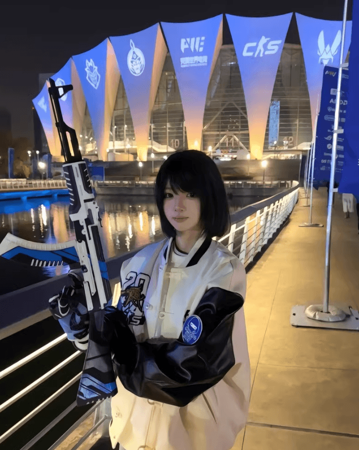 🔵 AK-47 | Ice Coaled Replica Display (CS2 Inspired Prop) - The Night Market