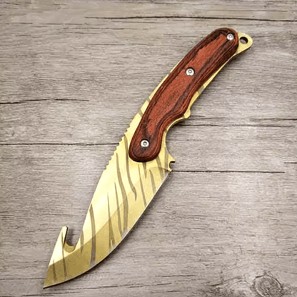 CS2 Gut Knife IRL l Counter-Strike 2 Knife Skin Replica - The Night Market