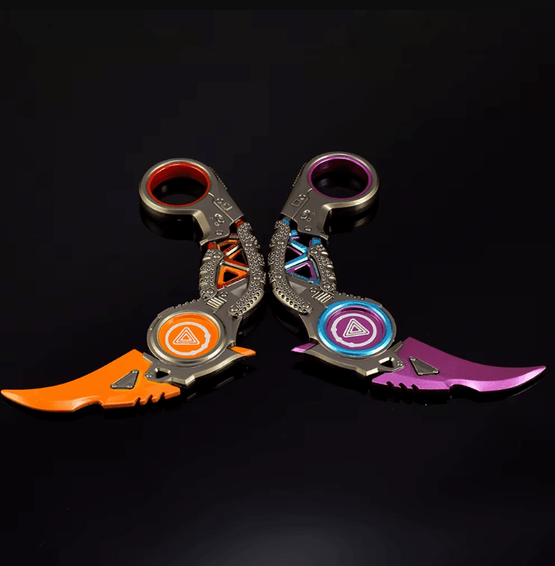 Apex Legends Raptor Heirloom Knife Skin IRL l Apex Legends Props In Real Life - The Night Market