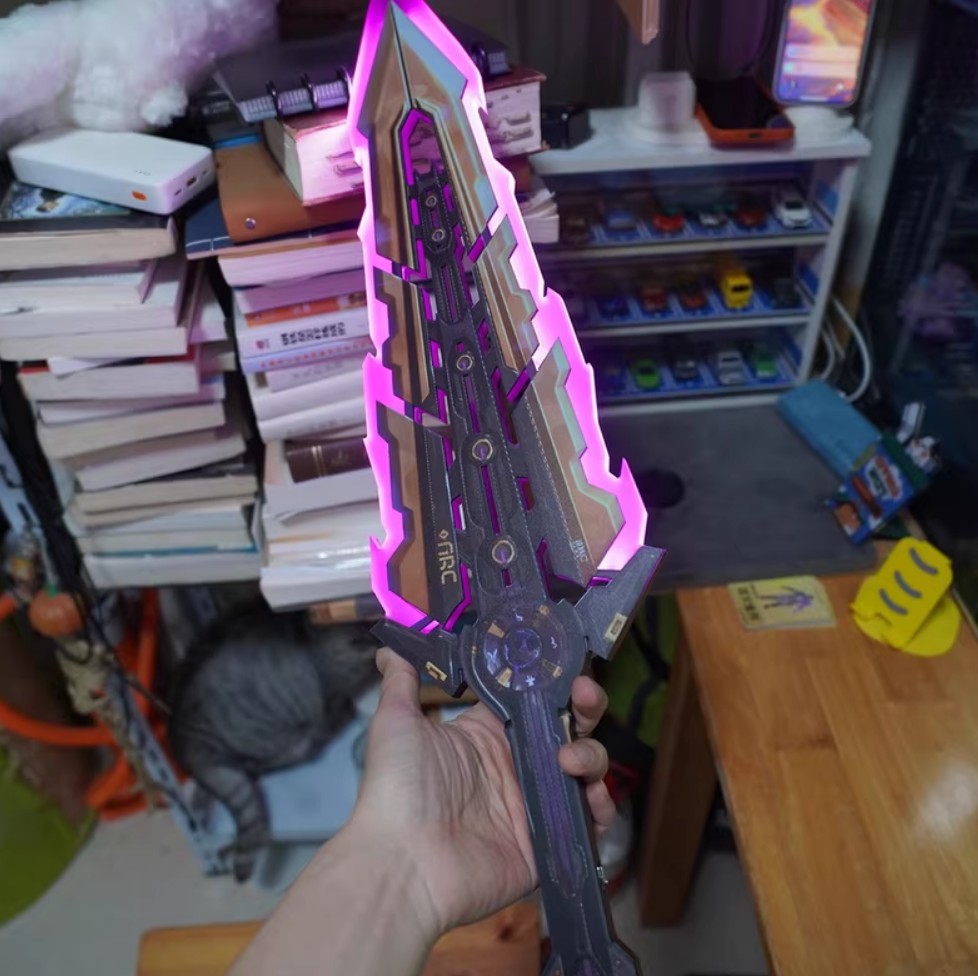 LED Prelude to Chaos Knife Replica | Real-Life Valorant Melee Prop