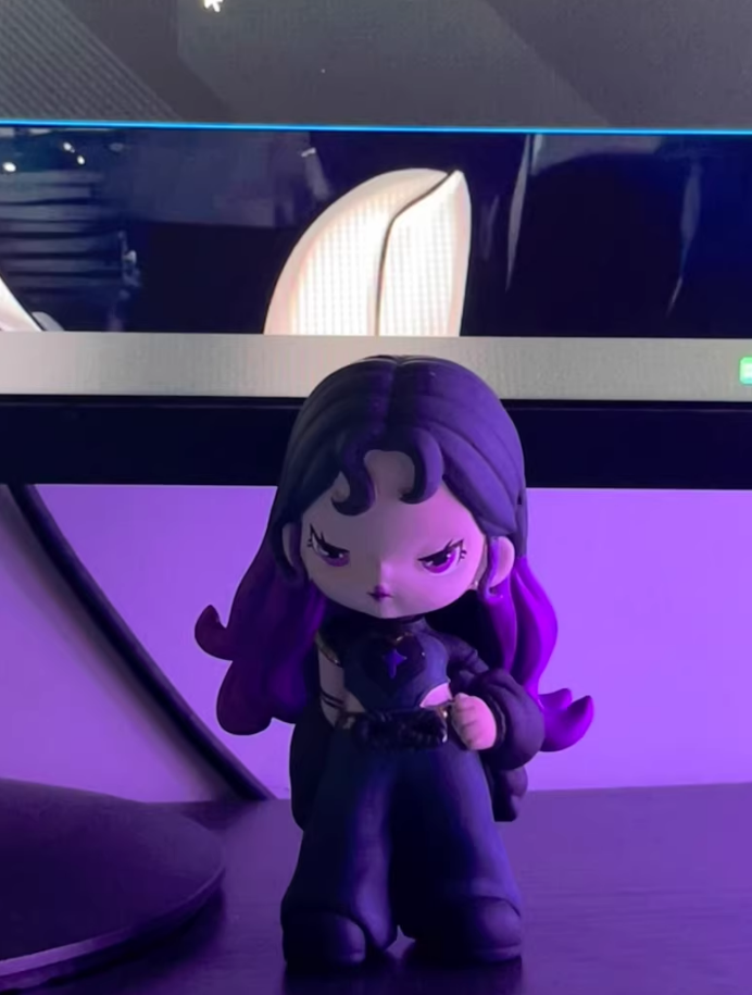 Sassy Reyna Handmade Statue | Valorant Agent Figurine Collectible