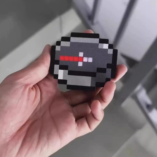 Minecraft Compass Pixel Keychain – Magnetic Movable Trinket with Real-World Use for Gamers & Collectors  Description: