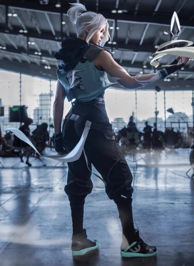 Valorant Jett Cosplay Costume – Full Outfit Set for Anime, Gaming Conventions & Halloween