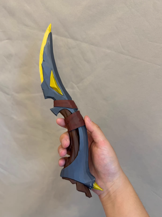 Night Market Nocturna Classic & Dagger Set – Real-Life Pistol & Melee Replicas | Gaming Display Props & Collectibles