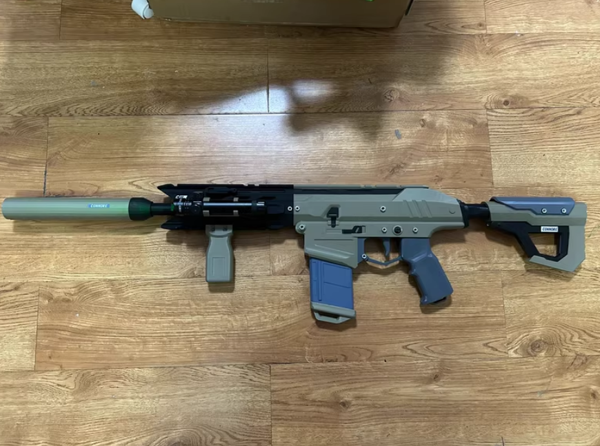 Night Market Solid Camo Recon Phantom w/ Laser – Real-Life Tactical Rifle Replica | Gaming Display Prop & Collectible